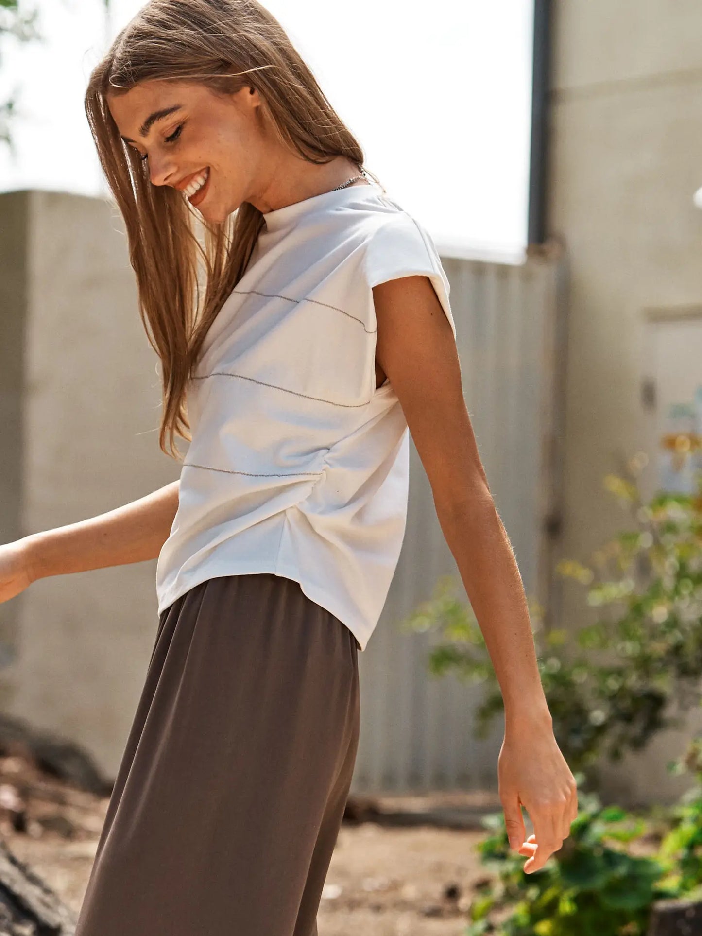 Line Mock Neck Short Sleeve Top